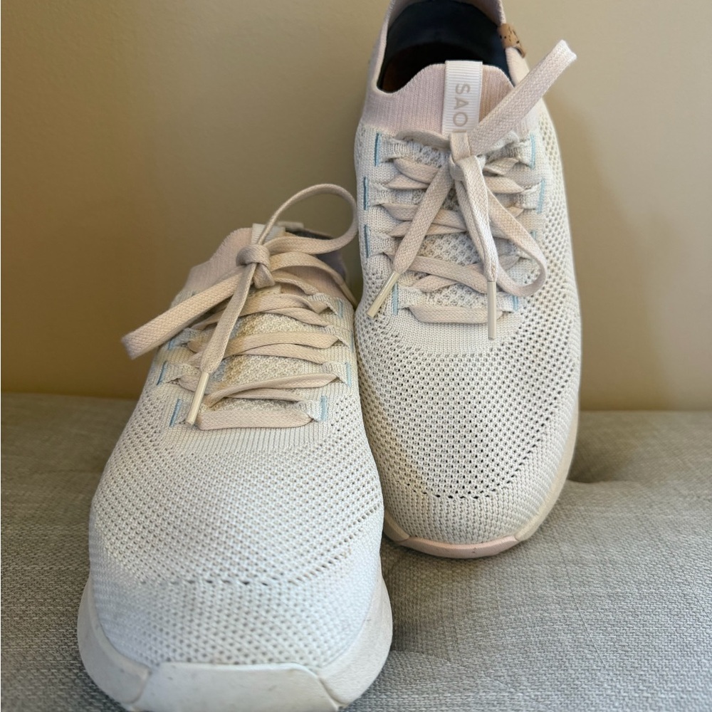 SAOLA brand Light as a feather Knit Lace-Up Athletic Sneakers